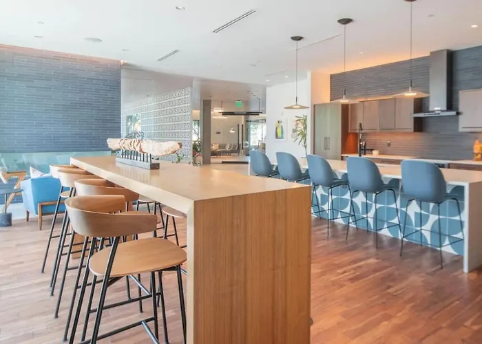 Dt 1bd With Pool Gym Parking Wd * Tempe