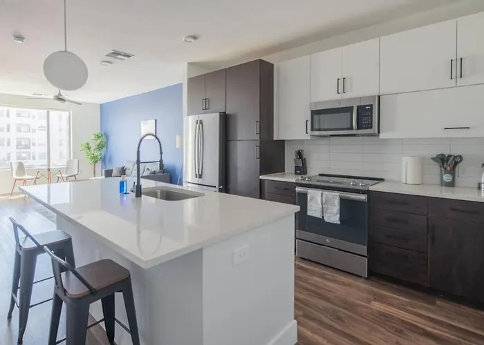 Dt 1bd With Pool Gym Parking Wd Apartment
