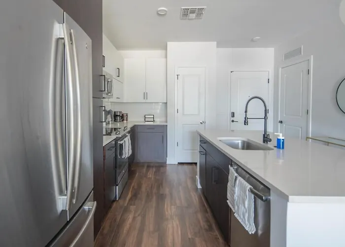 Dt 1bd With Pool Gym Parking Wd Apartment *