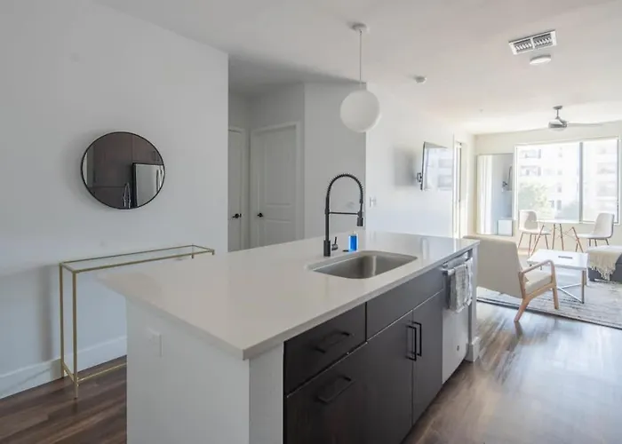 Dt 1bd With Pool Gym Parking Wd Tempe