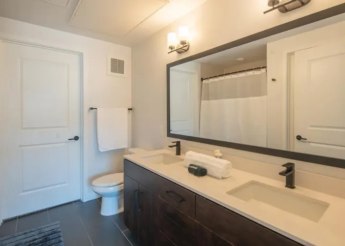 Dt 1bd With Pool Gym Parking Wd Apartment